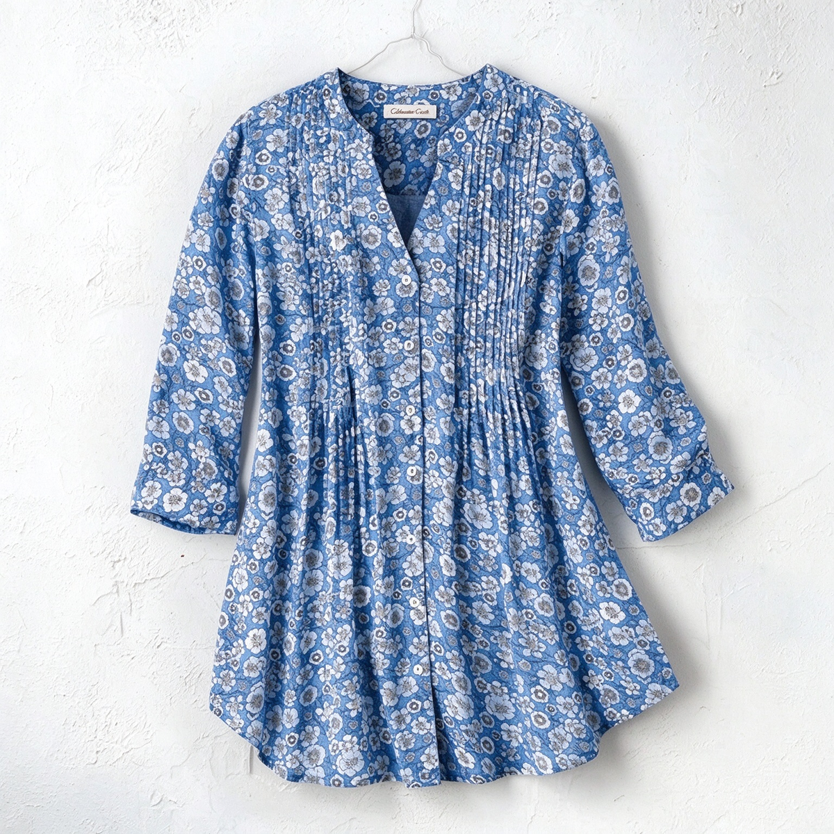 Delia | Floral pleated V-neck button notch shirt 4