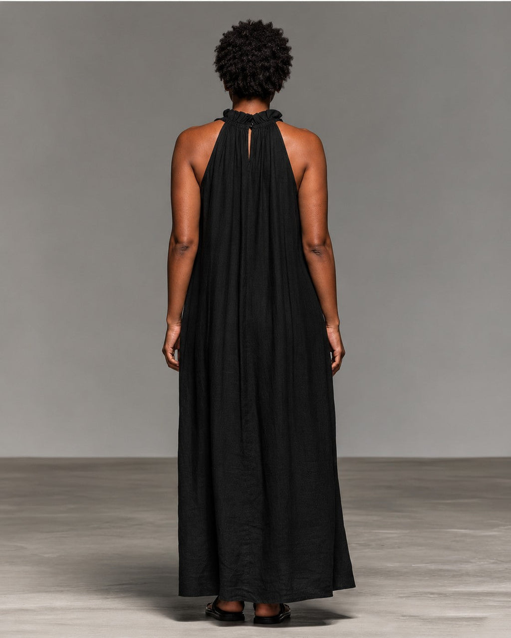 gladie-linen-halter-maxi-dress-with-pockets-2